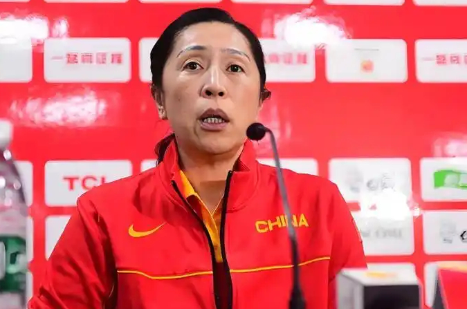 完美电竞官网-正式回归，郑薇发声，官宣上任，重回教练岗位，宫鲁鸣看懂|中国女篮|女篮|比利时女篮|女篮世界杯|王思雨_新浪体育_新浪新闻